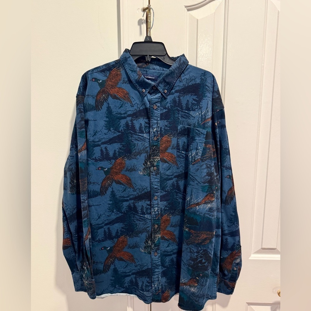 Croft & Barrow Blue Button-Up Shirt with Bird/Duck Print